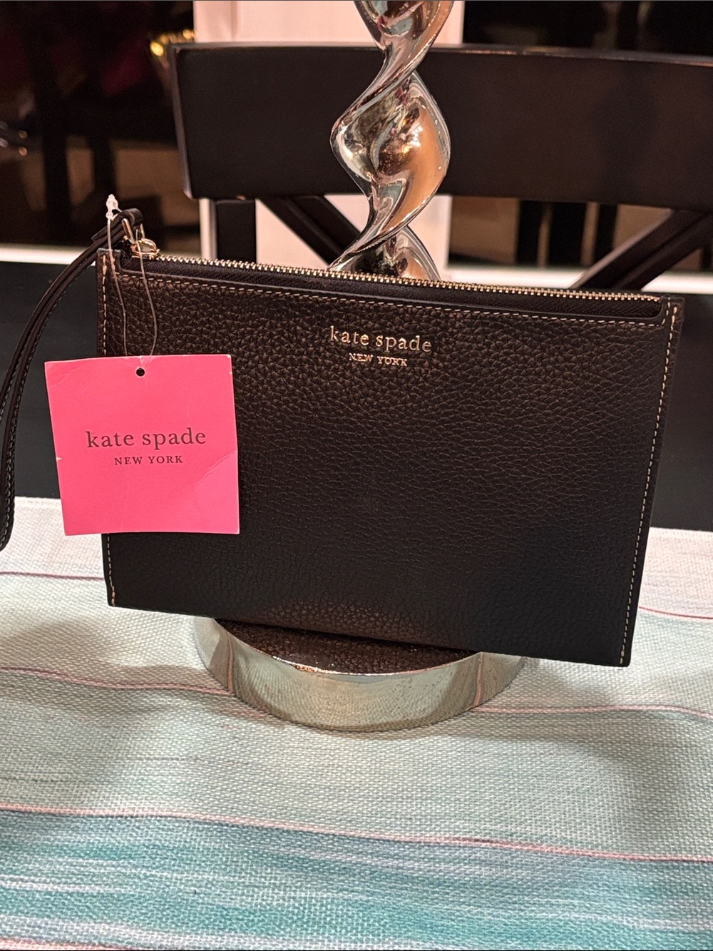 NWT Kate Spade Veronica Black Pebbled Leather Wristlet KA185
